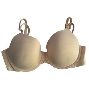 Victoria's Secret Cream T-Shirt Underwire Bra